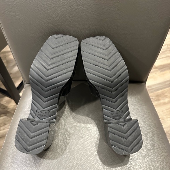 Gucci Rubber Sandal Heel - Picture 2 of 3